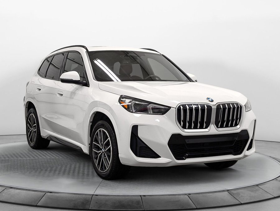BMW X1 xDrive 28i M Sport Premium Essential Pack 2023 Blanc