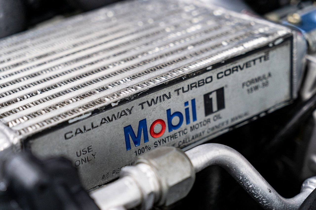 Chevrolet Corvette *PRIX EN USD* Callaway Turbo #123/400 built 1988 Rouge Montréal - photo #18