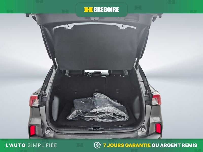 2022 Ford Escape Grey Laval - photo #24