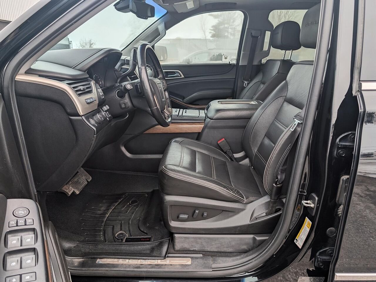 GMC YUKON DENALI 2019 Noir Saint-Hyacinthe - photo #34