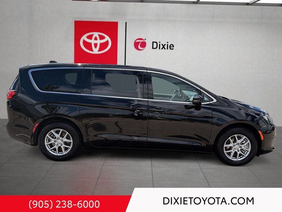 2026 Chrysler Grand Caravan 2026 Black