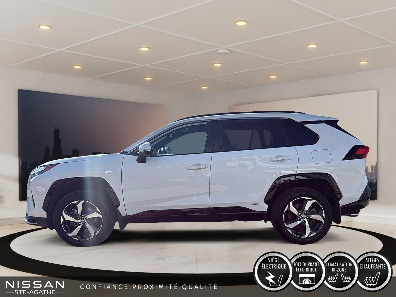 Toyota RAV4 hybride rechargeable 2025 Blanc Saint-Jérôme - photo #5