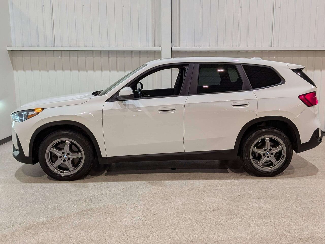 BMW X1 xDrive28i Sports Activity Vehicle 2023 Blanc Val-David - photo #6