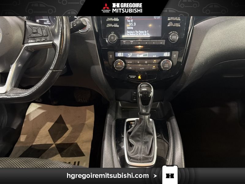 Nissan Qashqai 2017 Orange Saint-Eustache - photo #22