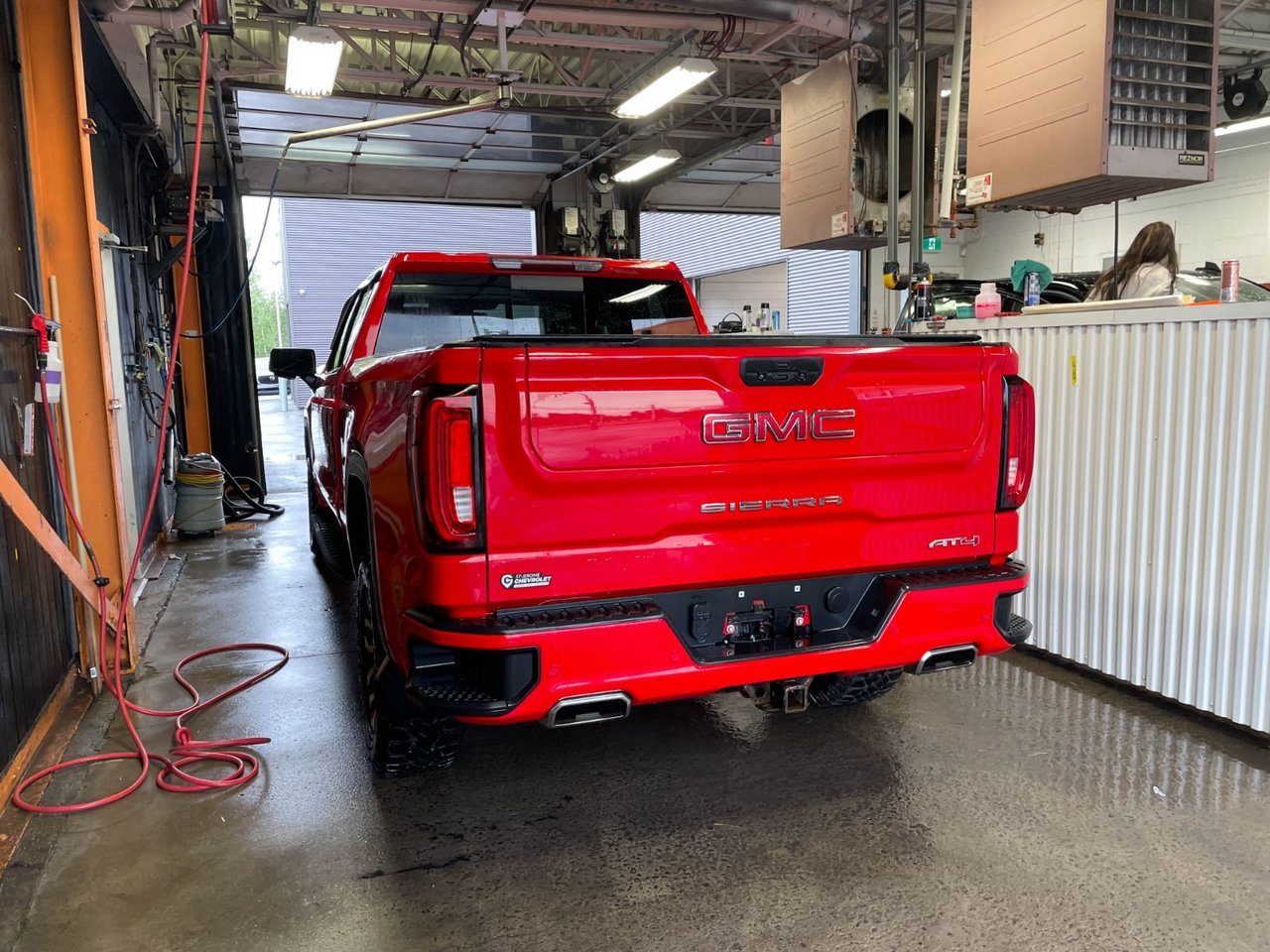GMC Sierra 1500 AT4 CREW 4X4 V8 *TOIT* NAV SIÈGES VENTIL BOSE 2022 Rouge Saint-Jérôme - photo #7