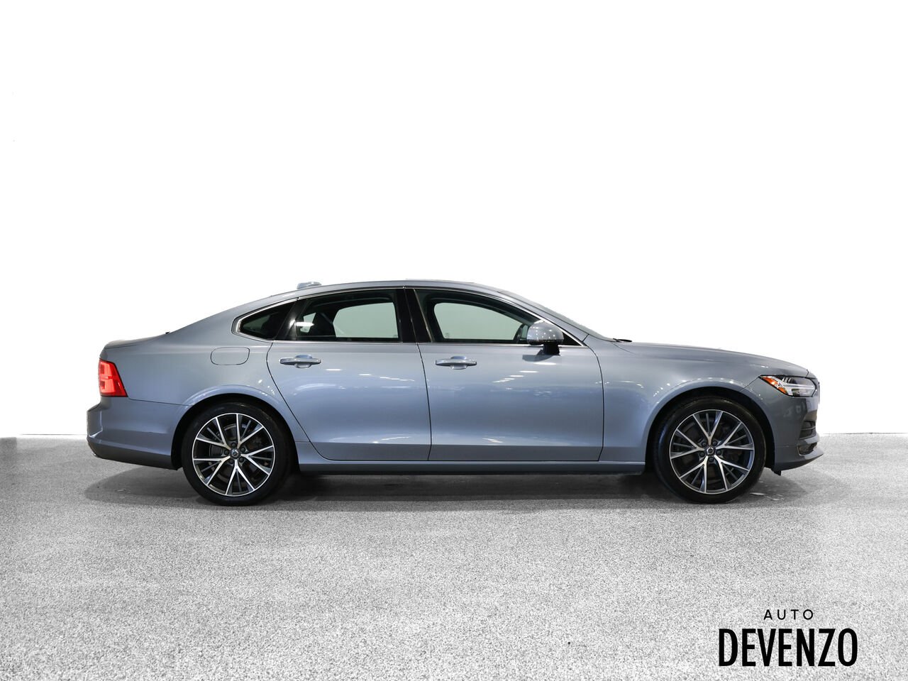 2017 Volvo S90 Blue Saint-Eustache - photo #1