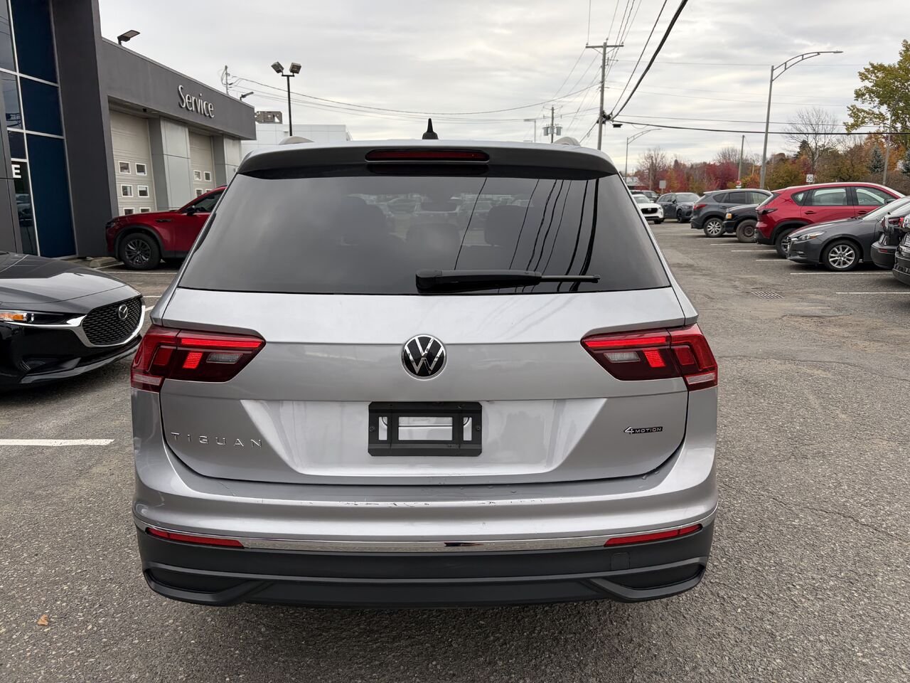 2024 VOLKSWAGEN TIGUAN SE/WOLFSBURG Comfortline 4MOTION Grey Montmagny - photo #5