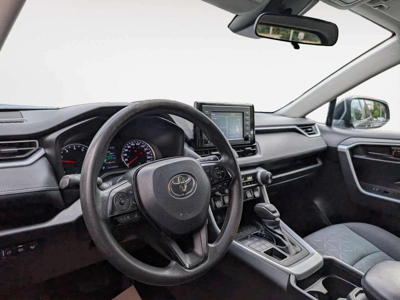 Toyota RAV4 LE/SIÈGES CHAUFFANTS/CAMÉRA DE RECUL/BLUETOOTH/AC/ 2021 Noir Sherbrooke - photo #8
