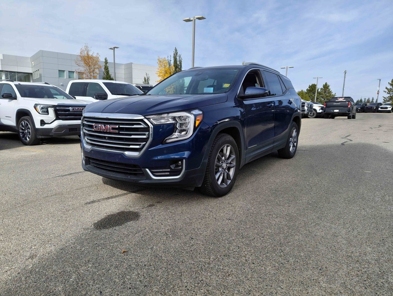 2022 GMC Terrain AWD 4dr SLT Blue Sherwood Park - photo #3
