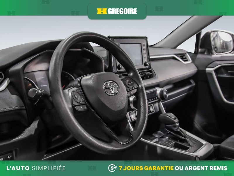 2019 Toyota Rav 4 White Saint-Eustache - photo #8