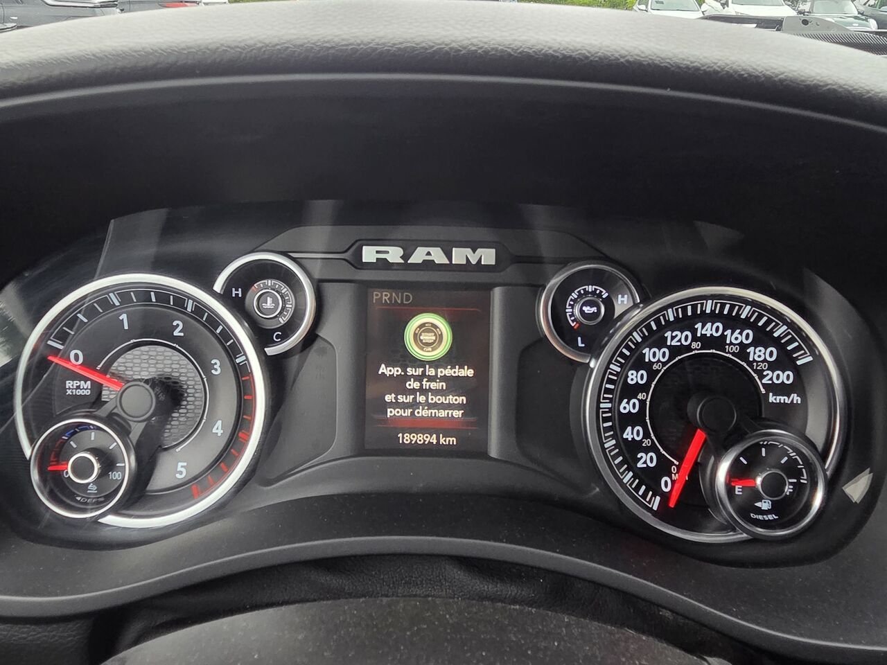 Ram 2500 Cummins BIG HORN 2019 Gris Granby - photo #15
