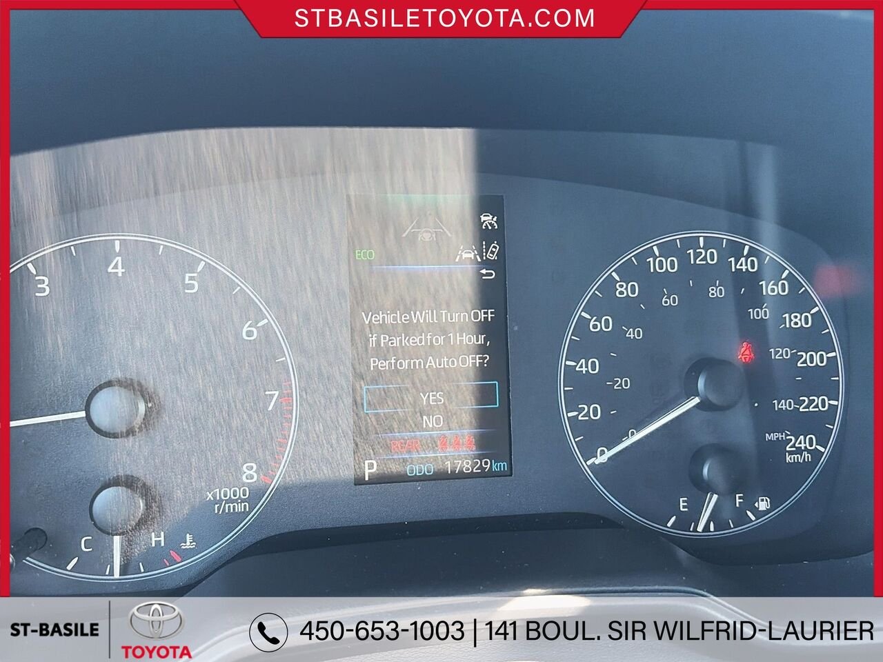 2024 Toyota COROLLA Classic Silver Metallic Saint-Basile-le-Grand - photo #16
