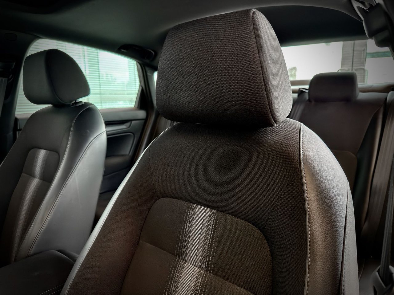 2022 Honda Civic Sedan gray Notre-Dame-des-Prairies - photo #20