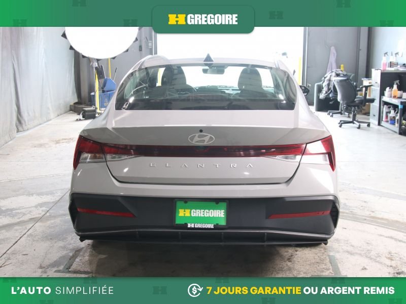 Hyundai Elantra 822059 | Preferred AUTO A/C MAGS CAM RECUL BLUETOOTH 2024 Gris Laval - photo #5