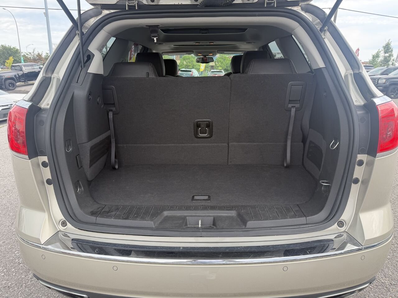 BUICK ENCLAVE 4 portes à TI, Cuir 2017 Beige Ottawa & Gatineau - photo #18