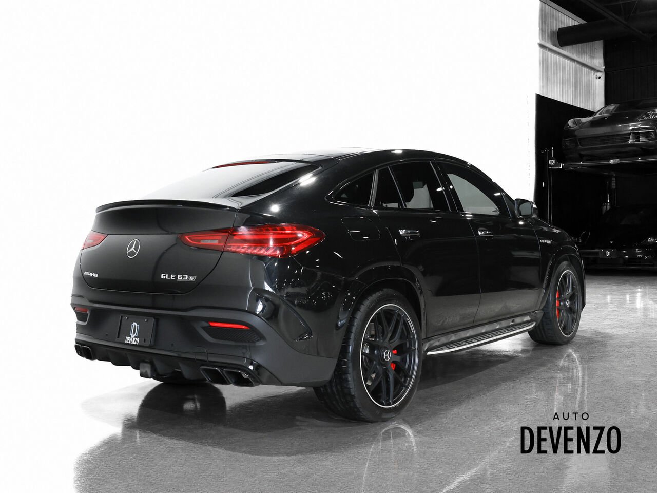 2024 Mercedes-Benz GLE Black Saint-Eustache - photo #2