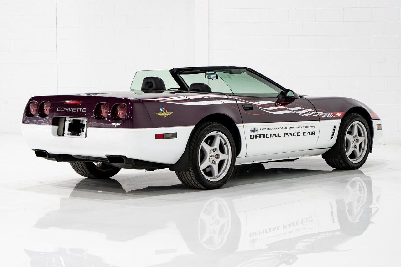 Chevrolet Corvette Convertible Pace Car 1995 Mauve Montréal - photo #36