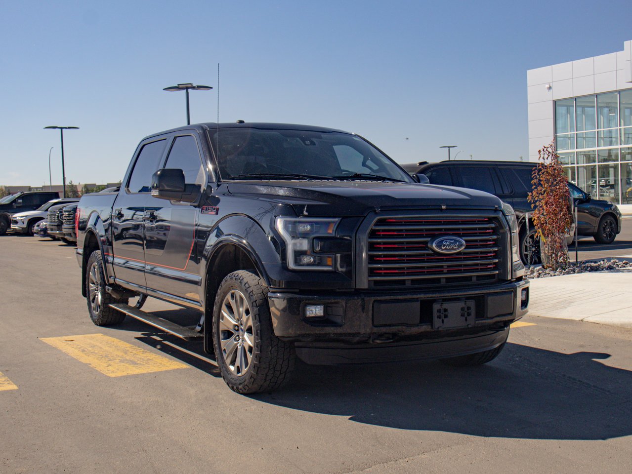 2016 Ford F-150 4WD SuperCrew 145 Lariat Black Sherwood Park - photo #13
