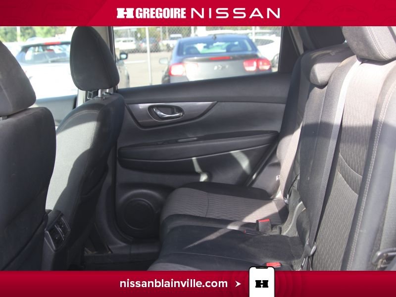 Nissan Rogue 2020 Blanc Laval - photo #14