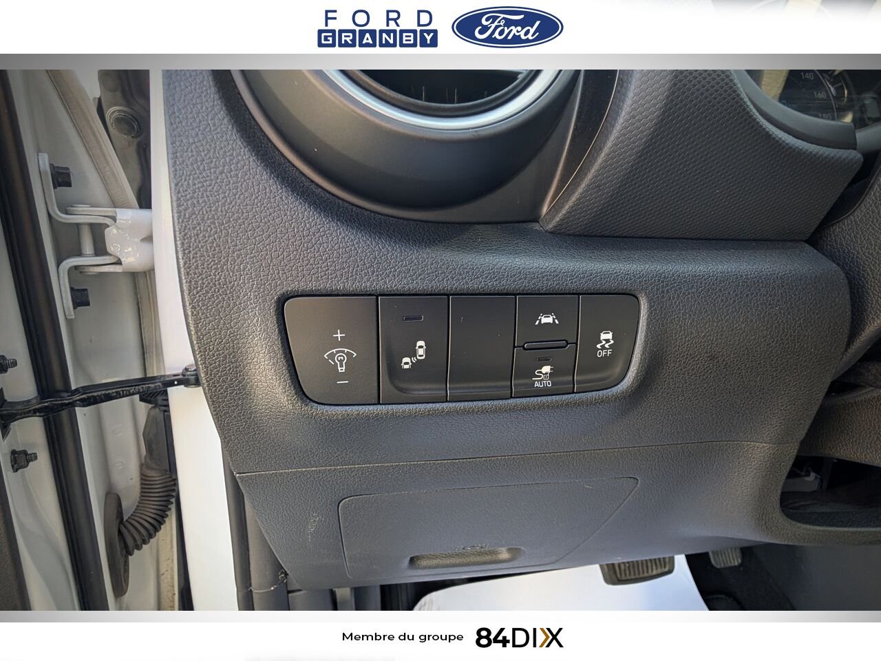 2021 Hyundai Kona Electric White Granby - photo #11
