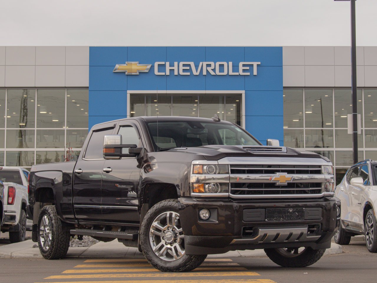 2018 Chevrolet Silverado 2500HD 4WD Crew Cab 153 High Country Havana Metallic Sherwood Park - photo #13