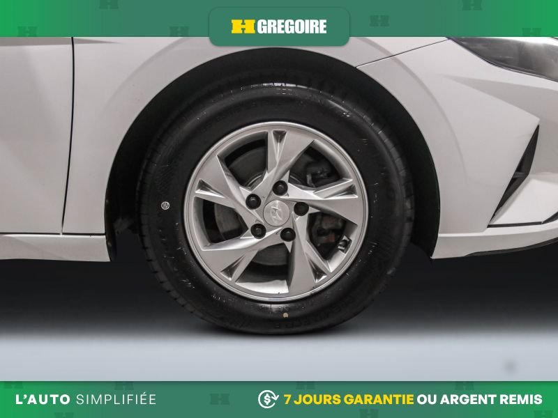 Hyundai Elantra 821689 | Essential MANUEL AC GR ELECT MAGS CAM RECUL BLEUTO 2022 Blanc Laval - photo #30