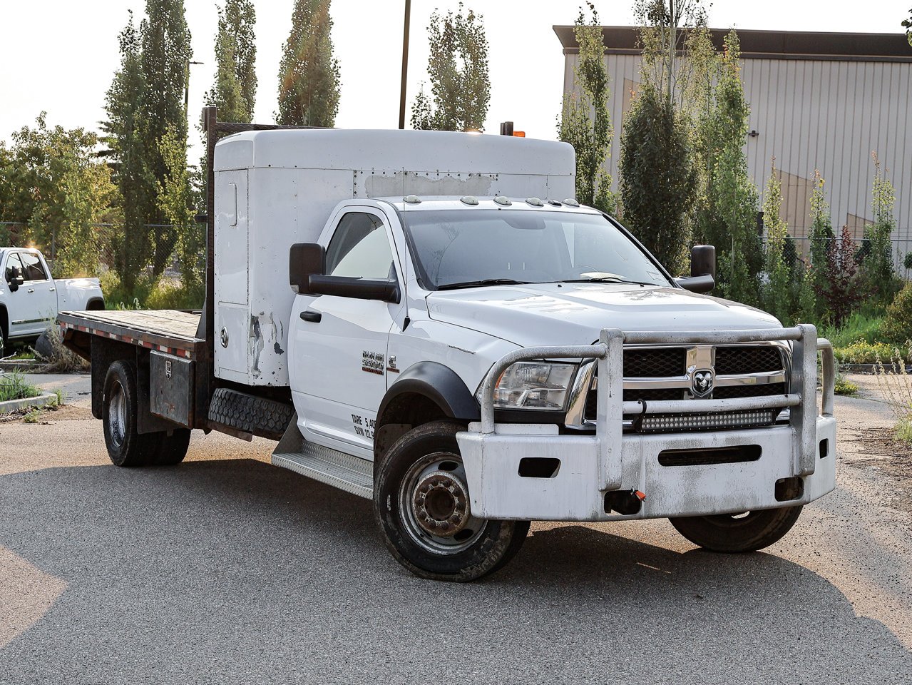 2014 Ram 5500 4WD Reg Cab 204 WB 120 CA ST White Sherwood Park - photo #1