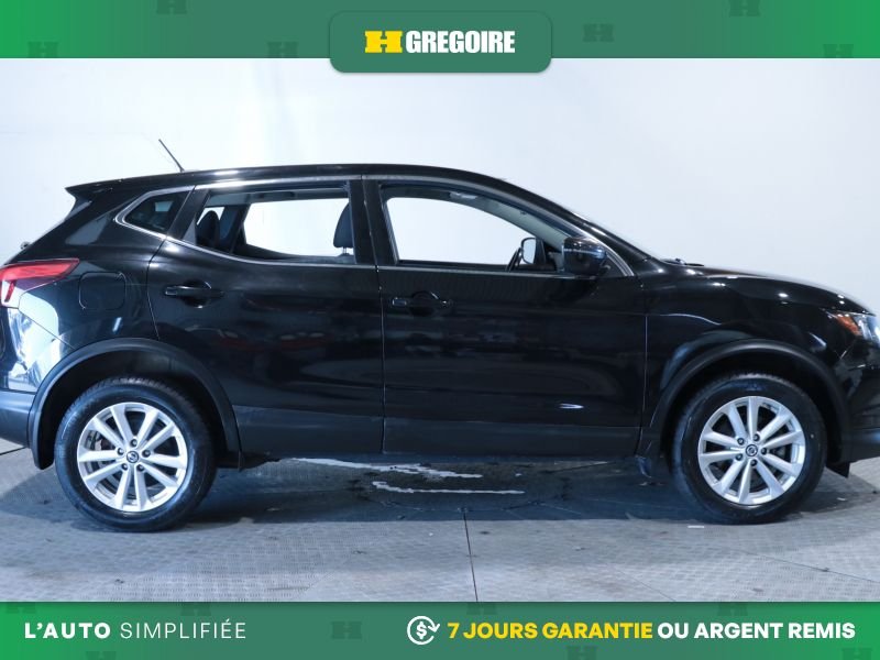 2019 Nissan Qashqai Black Laval - photo #10