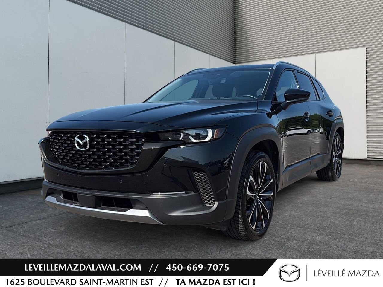 2024 Mazda CX-50 GT TI avec moteur turbo Jet Black Mica Laval - photo #0