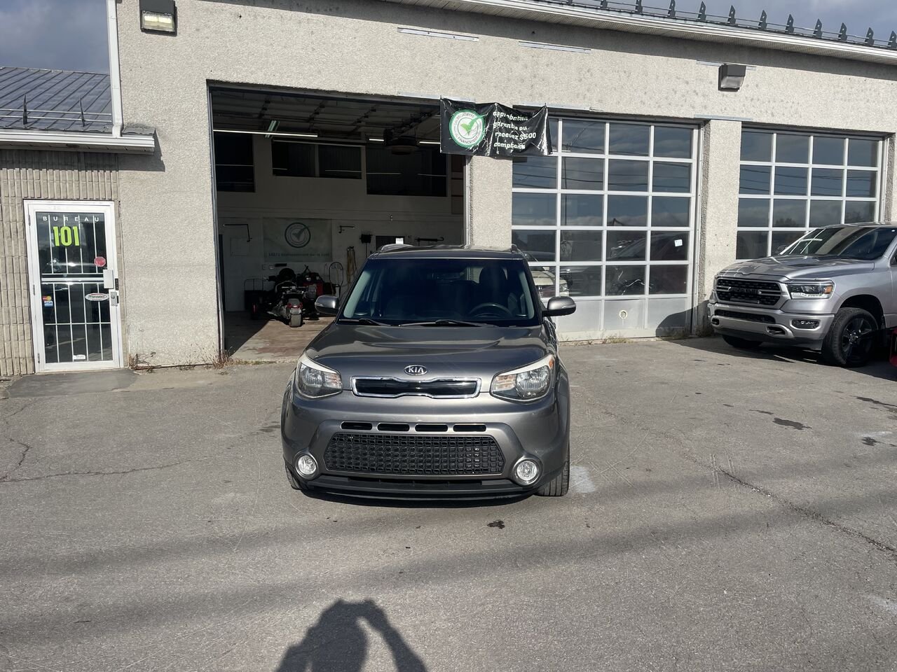 2015 Kia Soul Silver  - photo #2