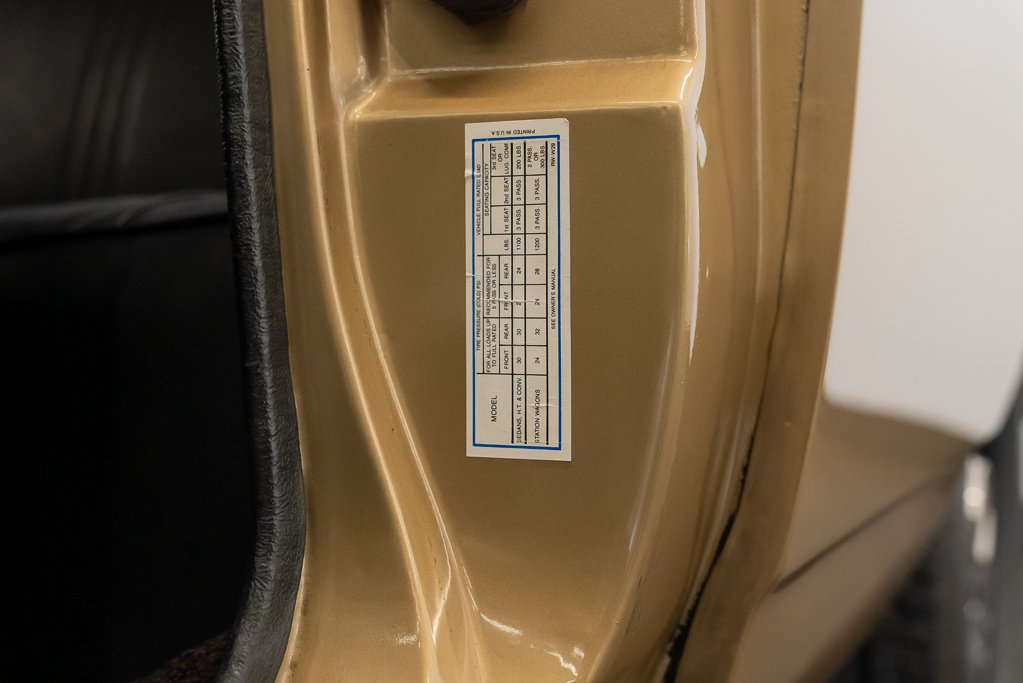 Plymouth Road Runner 1968 Beige Montréal - photo #48