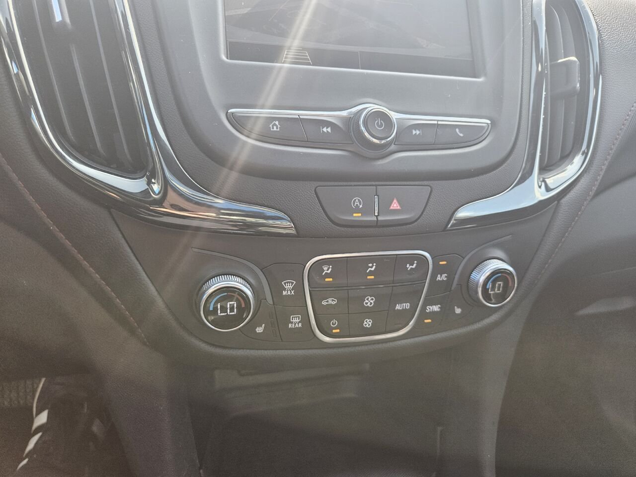 2024 Chevrolet Equinox RS 4 portes TI White Thetford Mines - photo #10
