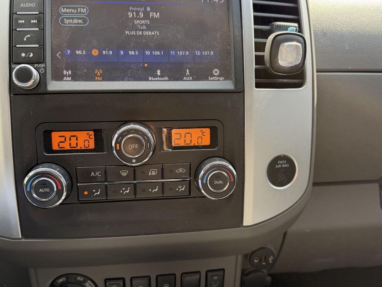 Nissan Frontier SV Édition minuit cabine multiplace 4x4 caisse longue BA 2019 Blanc Châteauguay - photo #14