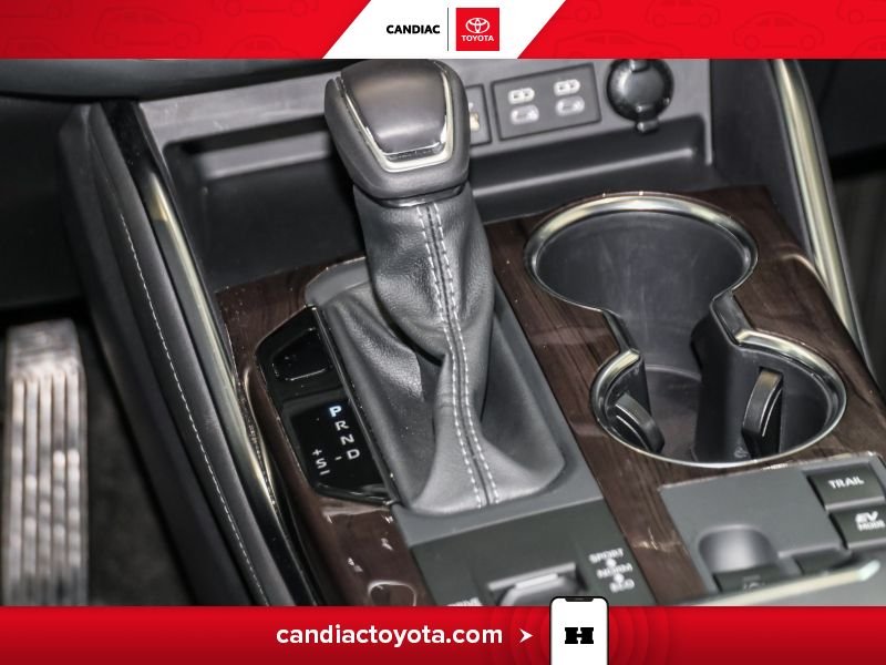 2026 Toyota Highlander Grey Blainville - photo #32