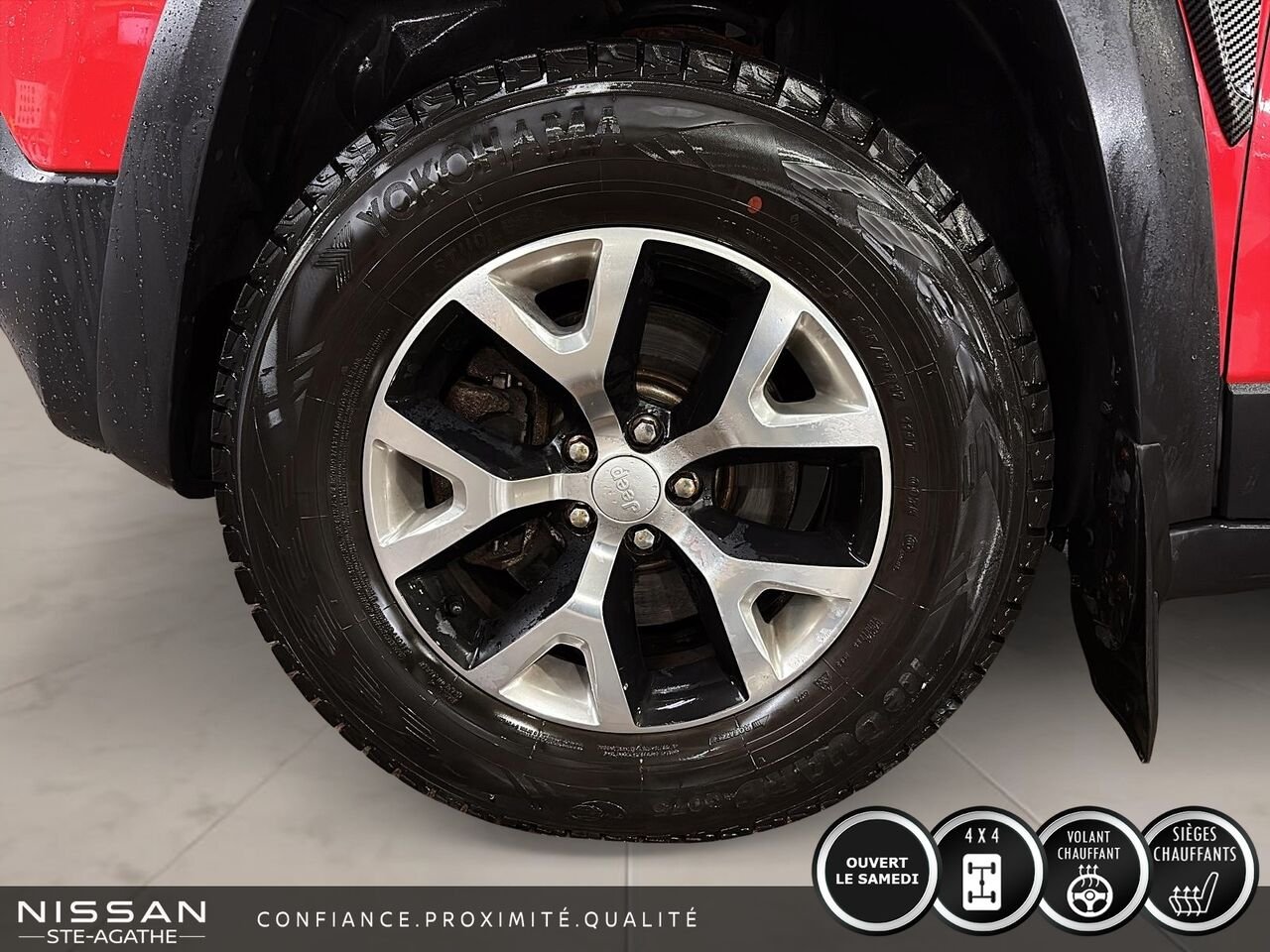 Jeep Cherokee TRAILHAWK | JAMAIS ACCIDENTÉ | 4X4 | CUIR | TOIT OUVRANT | CAMÉRA DE RECUL 2017 Rouge Saint-Jérôme - photo #6