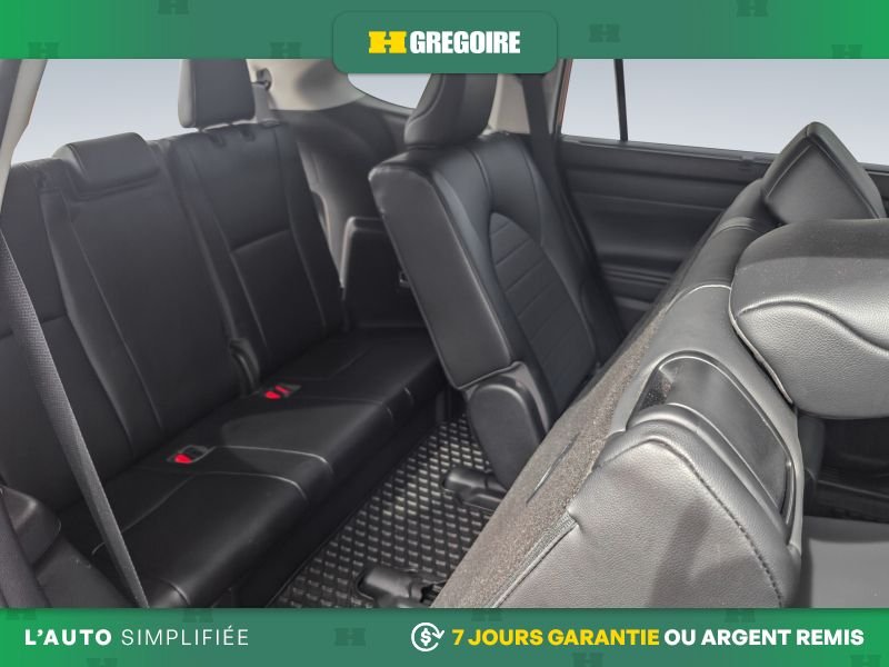 2020 Toyota Highlander Red Blainville - photo #23