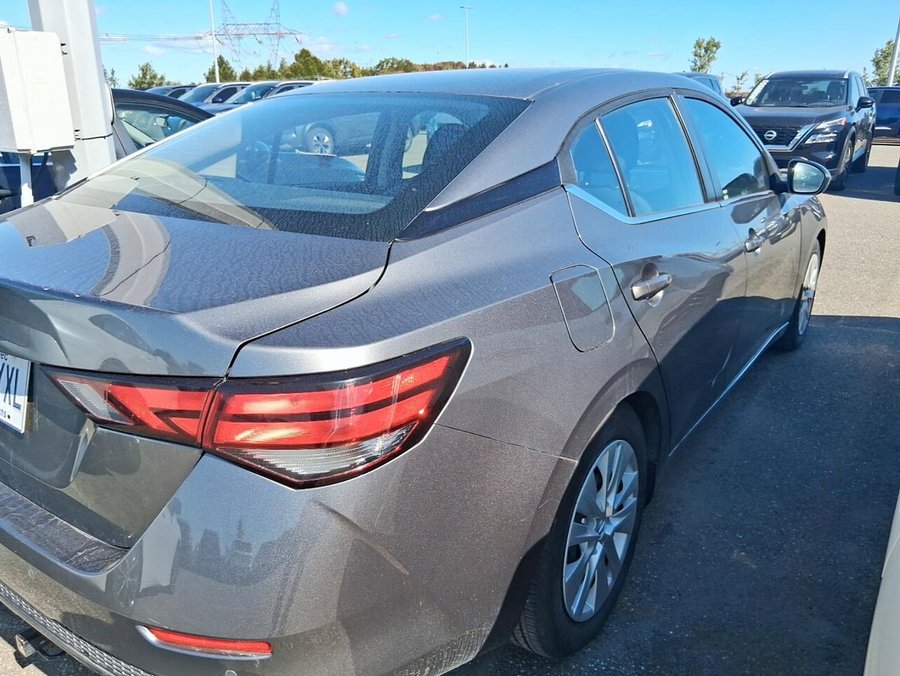 Nissan Sentra S S Plus CVT 2022 Gris