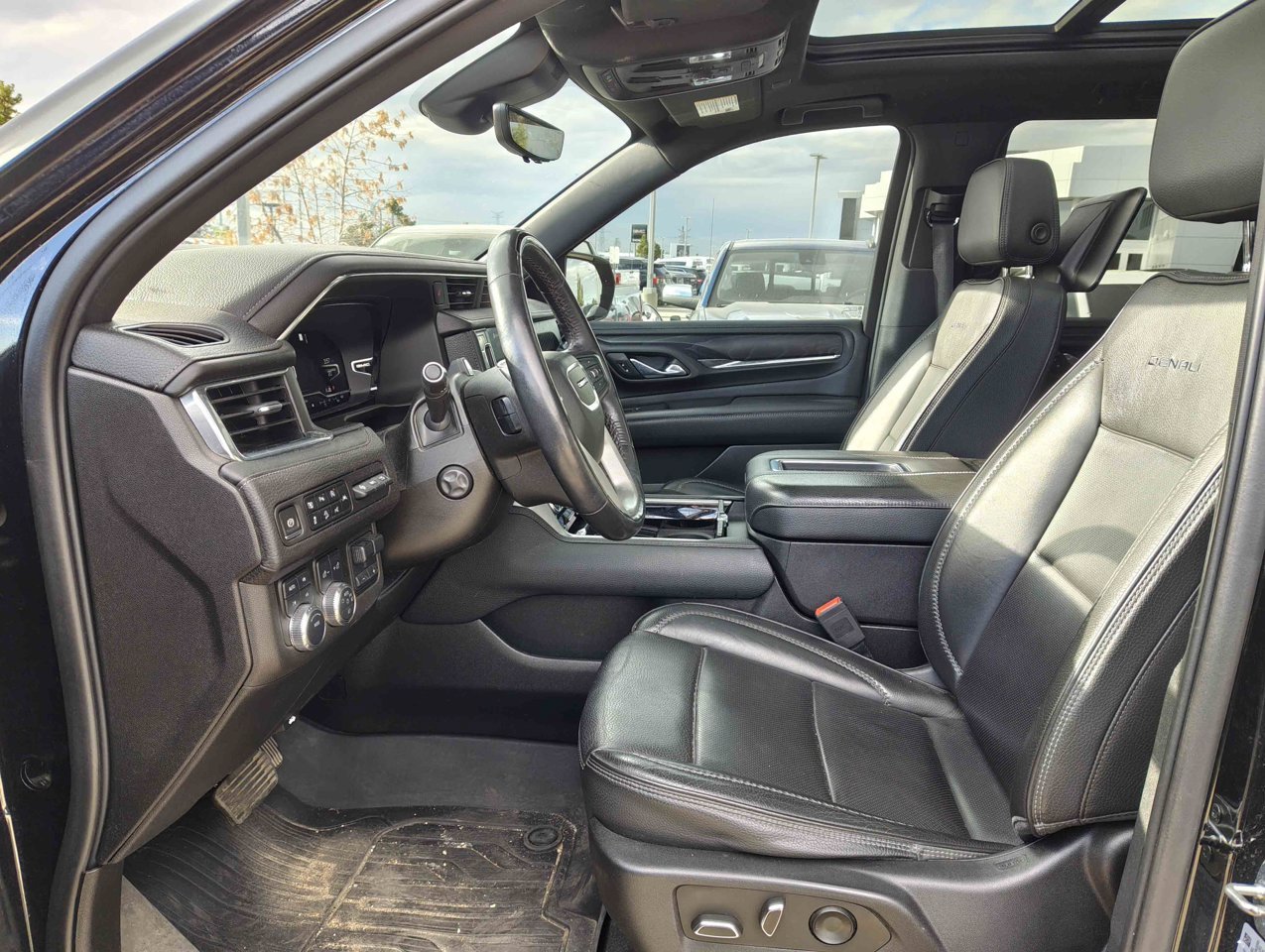 2023 GMC Yukon 4WD 4dr Denali Black Sherwood Park - photo #7