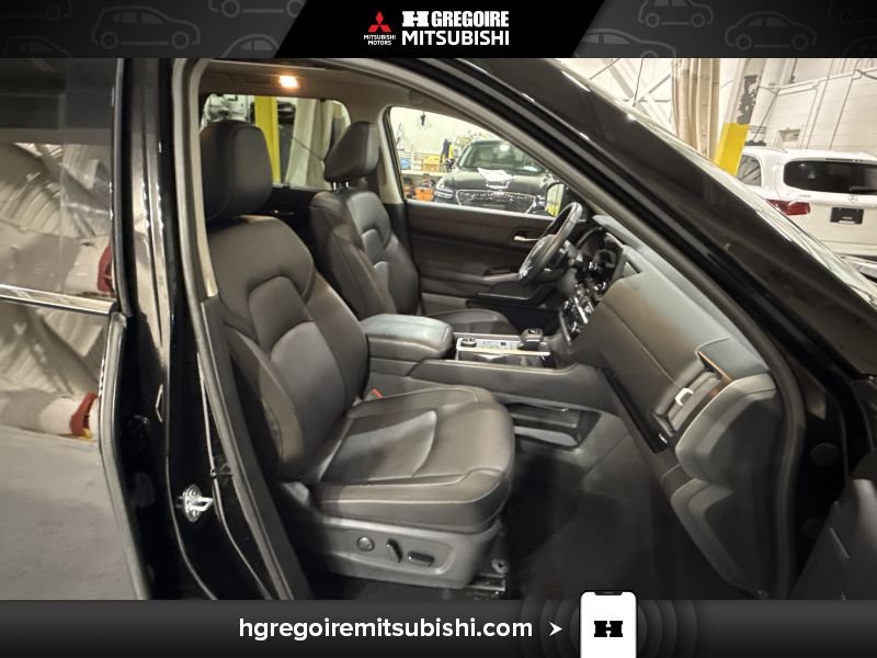 2024 Nissan Pathfinder Black Saint-Eustache - photo #16