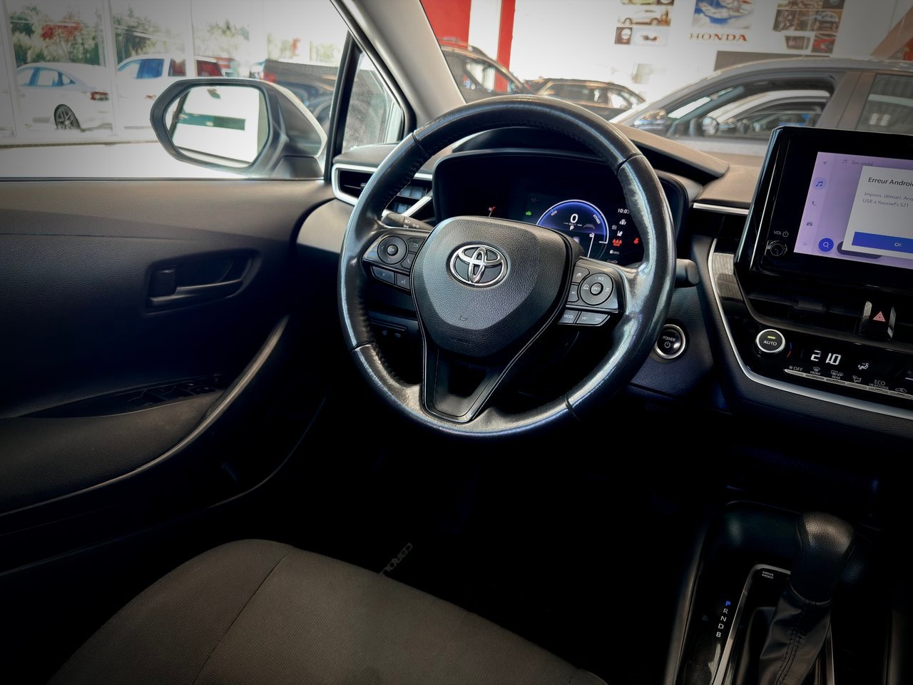 2023 Toyota Corolla LE White Notre-Dame-des-Prairies - photo #14