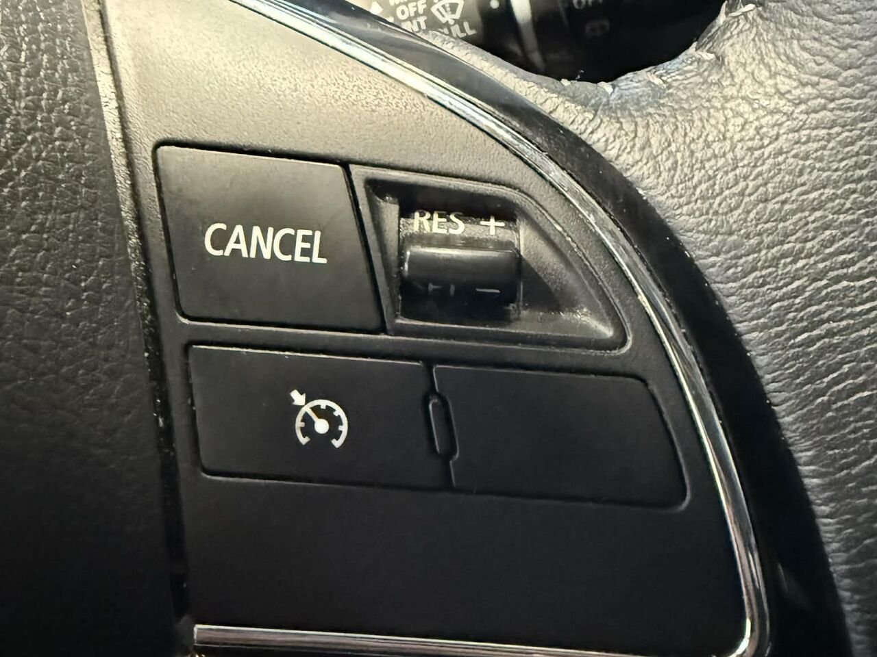 2020 Mitsubishi Outlander Blue Rouyn-Noranda - photo #16