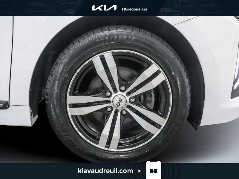 2020 Hyundai IONIQ White Blainville - photo #27