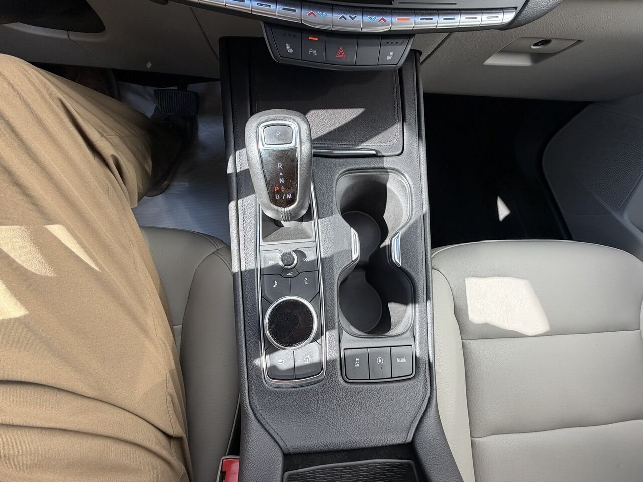 2019 Cadillac XT4 LUXURY AWD Black Laval - photo #19