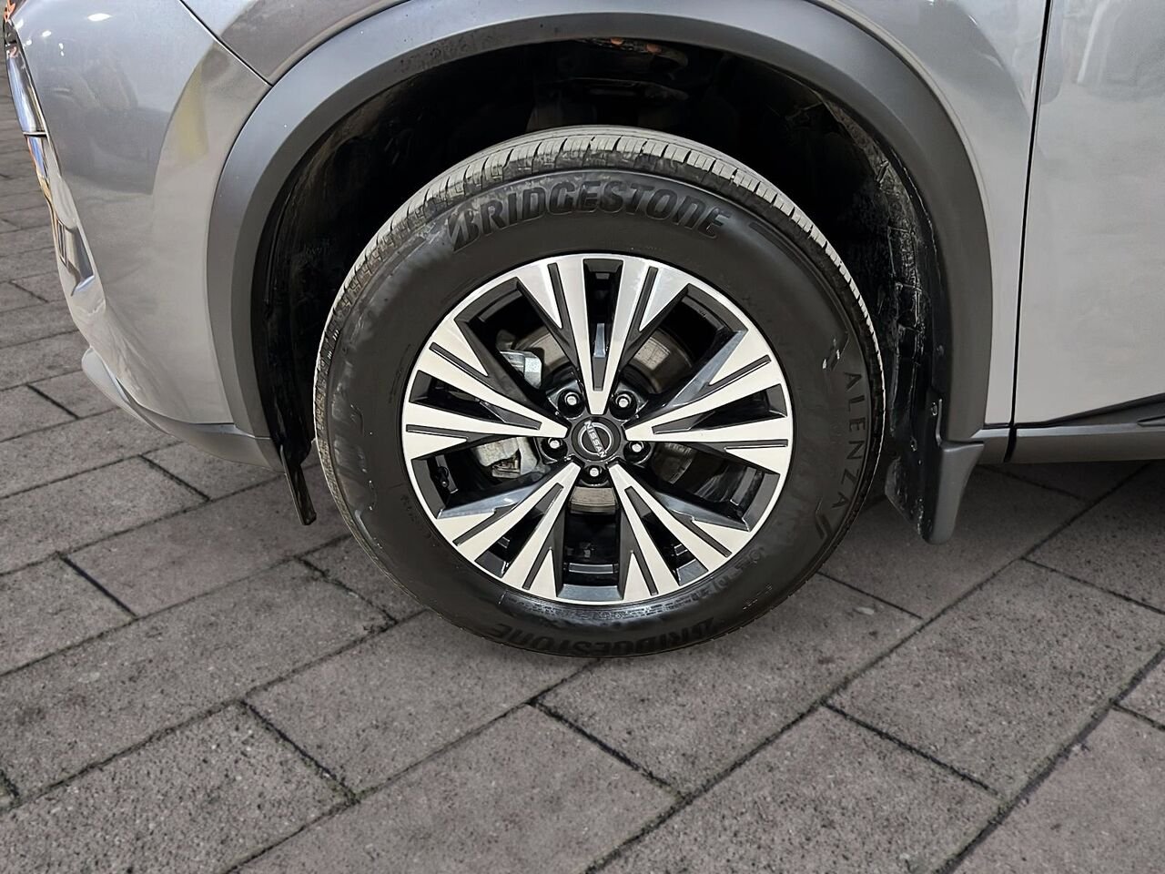 Nissan Rogue 2023 Gris Québec - photo #25
