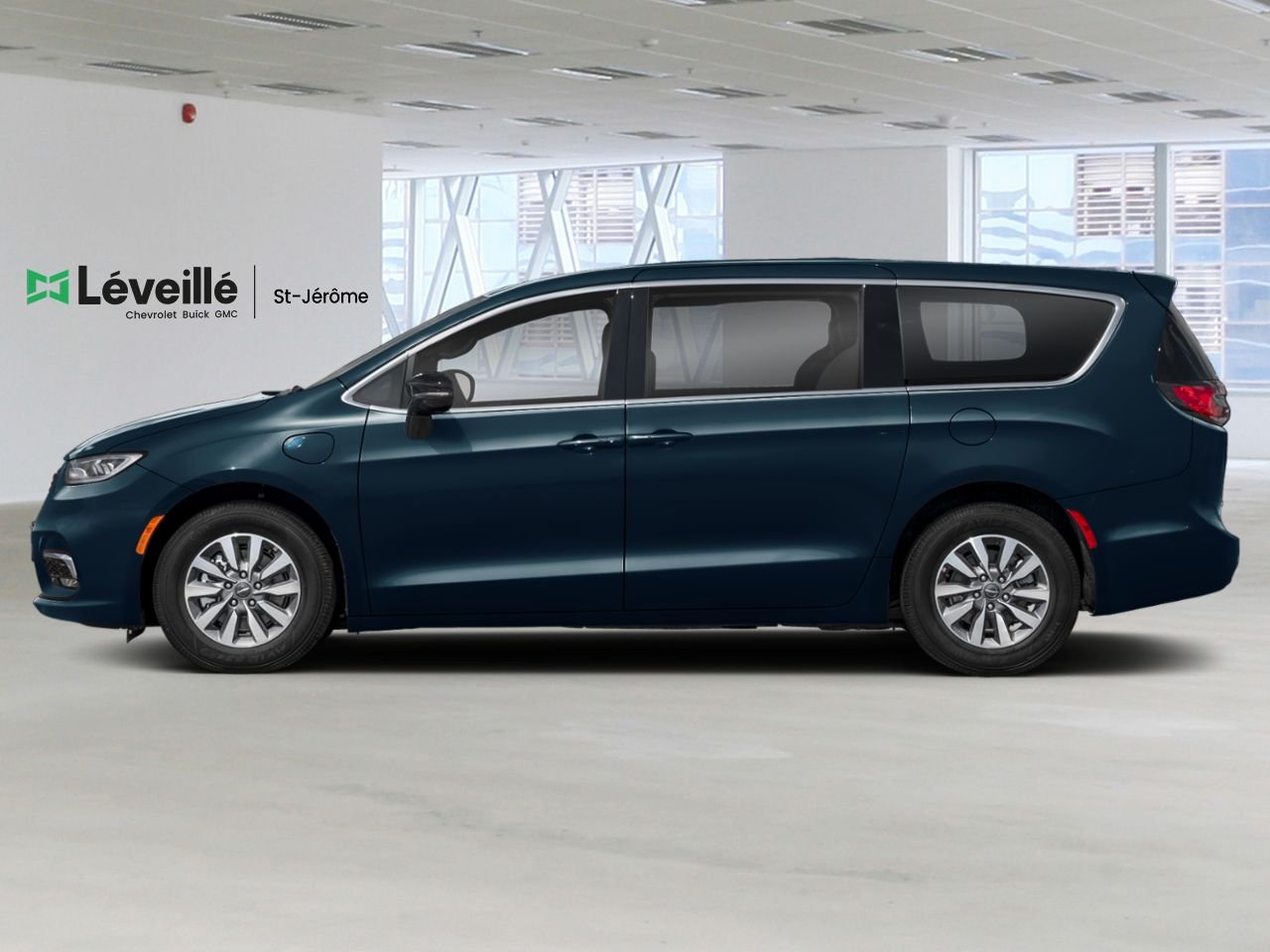 CHRYSLER Pacifica Hybrid LIMITED ALLURE S 2025 Bleu brasse nacré Saint-Jérôme - photo #1
