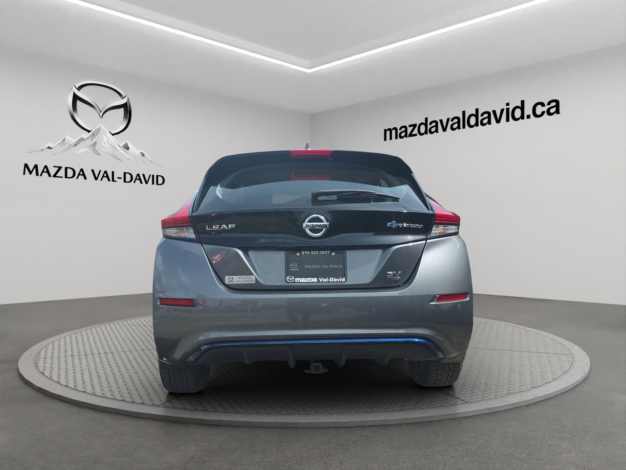 2020 Nissan LEAF SV PLUS à hayon, Commande audio au volant, caméra de recul, détecteur d'angles morts, grosse Grey Val-David - photo #4