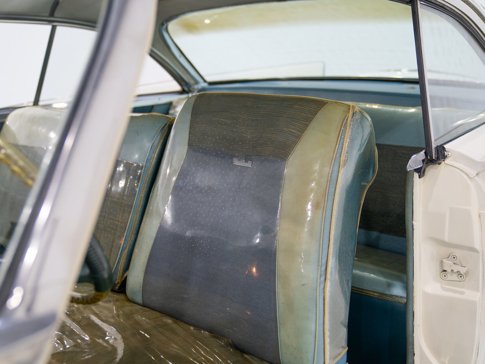 Chrysler Windsor 1961 Blanc Montréal - photo #49