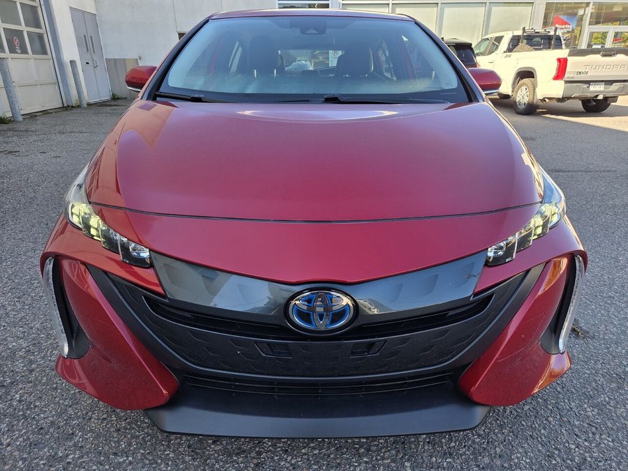 Toyota PRIUS PRIME (AMÉLIORÉ) Groupe amélioré BA 2021 Rouge