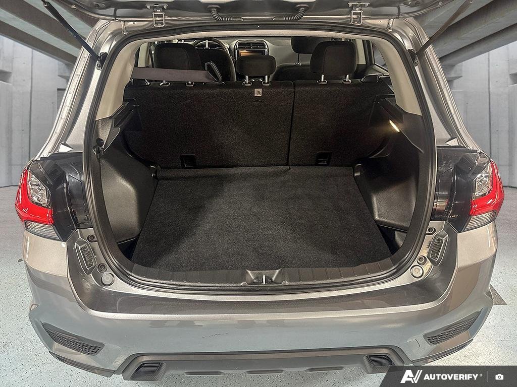 2024 Mitsubishi RVR 264037 | ES, less than 32,000km very clean vehicle Grey Edmonton - photo #10