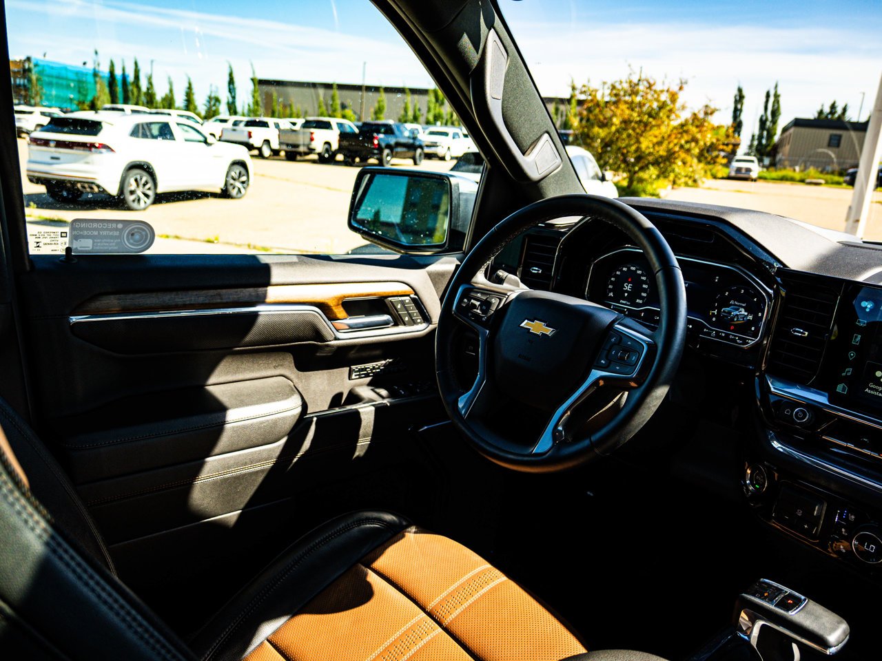 2024 Chevrolet Silverado 1500 4WD Crew Cab 147 High Country White Sherwood Park - photo #33